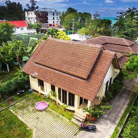 Villa Behind The Phuket Sea Luaran gambar